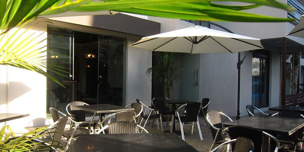 West Palm Inn Flic-en-Flacq Dış mekan fotoğraf