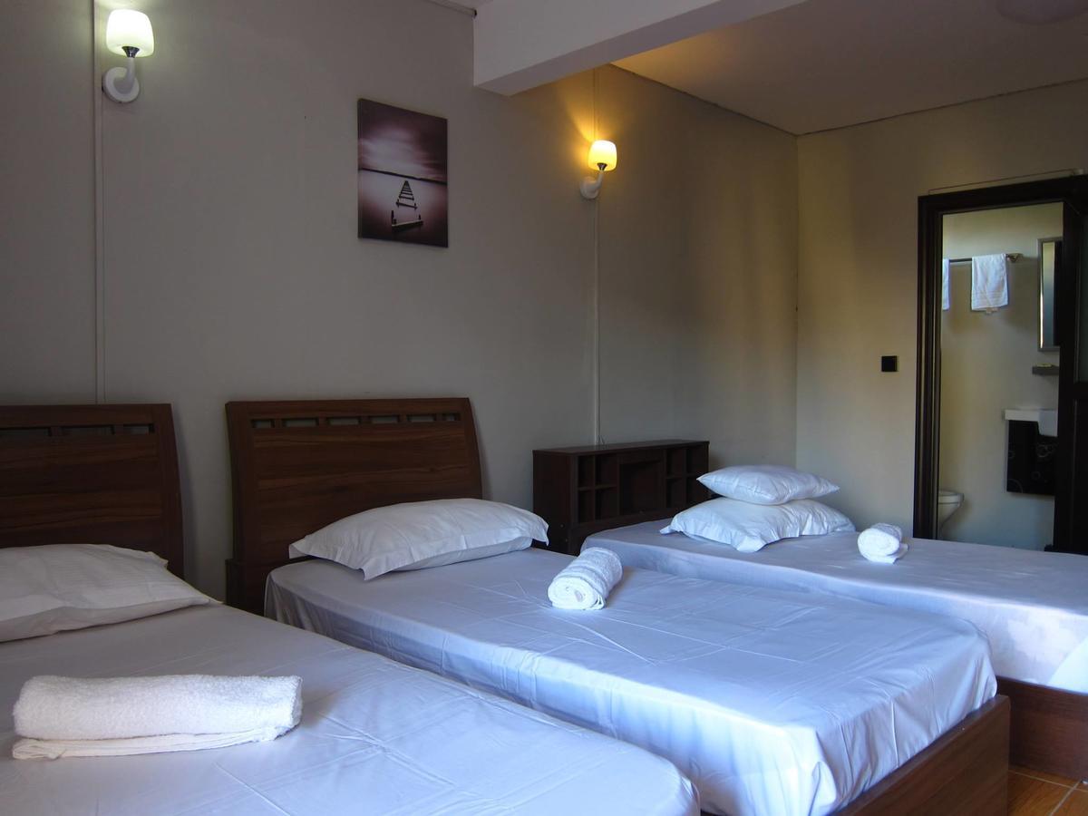 West Palm Inn Flic-en-Flacq Dış mekan fotoğraf