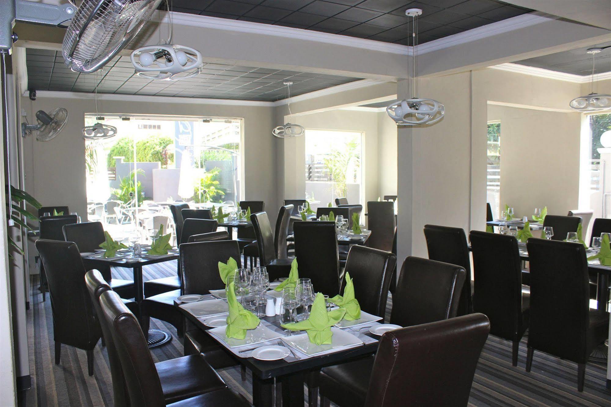 West Palm Inn Flic-en-Flacq Dış mekan fotoğraf