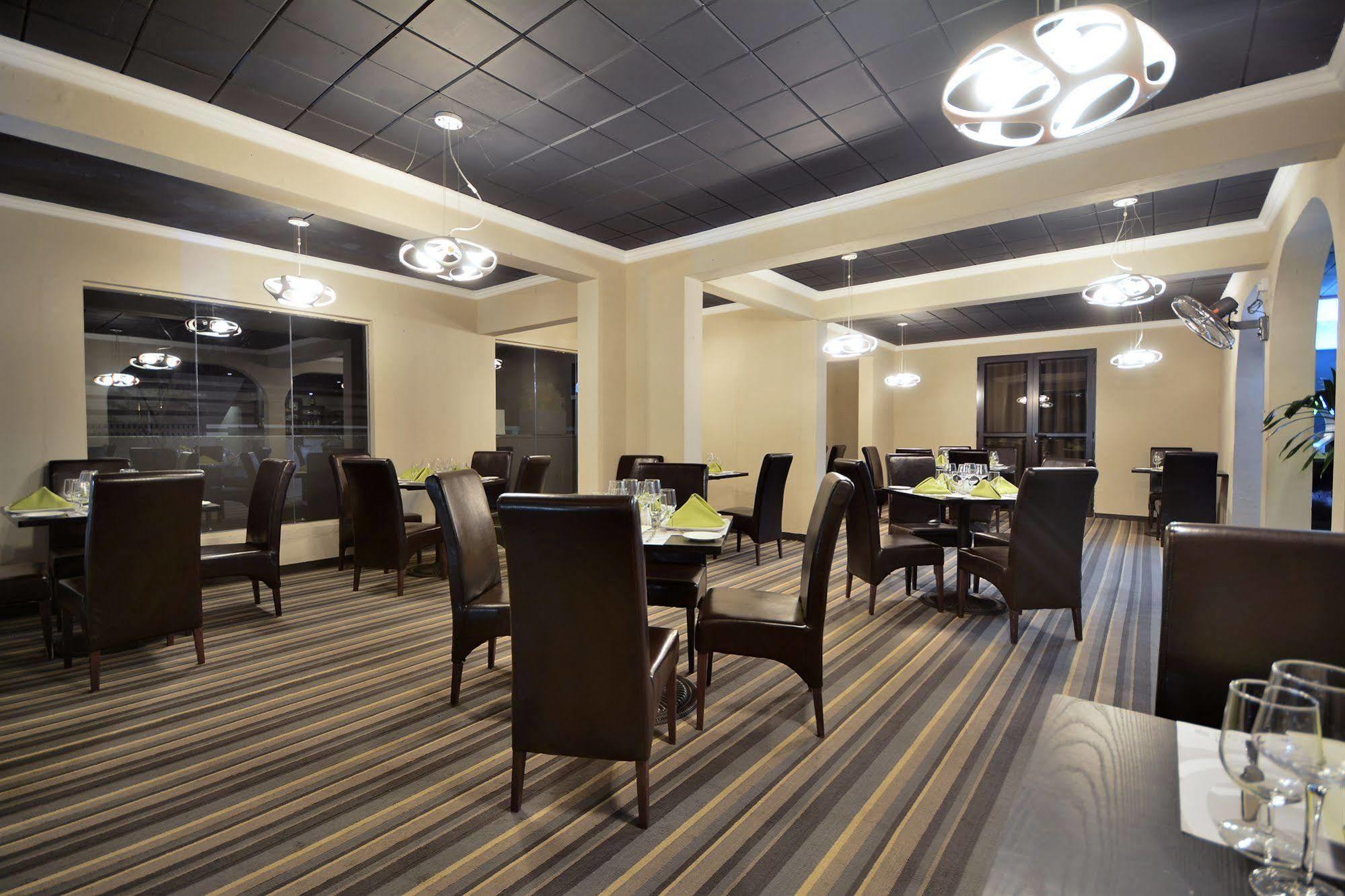 West Palm Inn Flic-en-Flacq Dış mekan fotoğraf